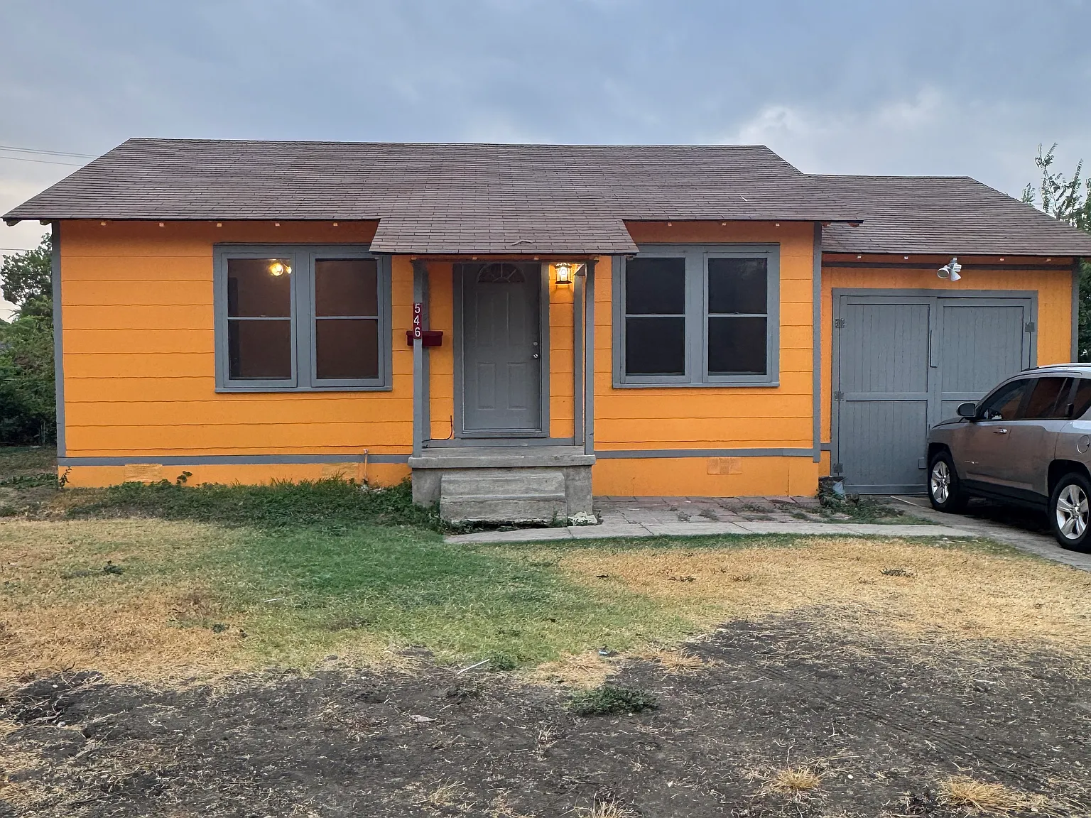 2 bed, 800 sqft, $1,100 — Photo 2