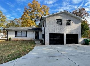 2778 Knollview Dr, Decatur, GA 30034