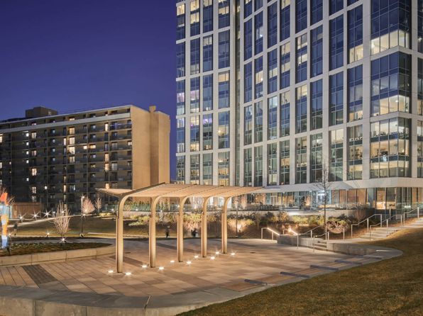 35 Lomasney Way #1-811