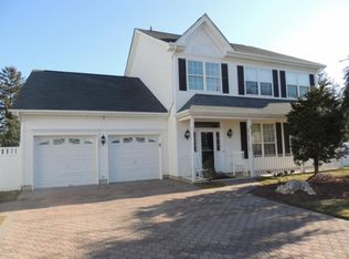 419 Ironwood Ln, Morganville, NJ 07751