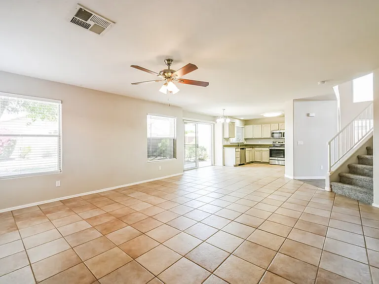 1036 W Olive Ave — Photo 4