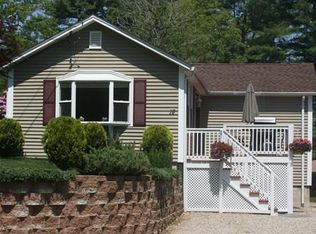 18 Nelson St, Wareham, MA 02571