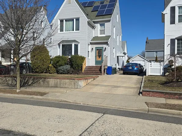 167 Locust Street, Valley Stream, NY 11581