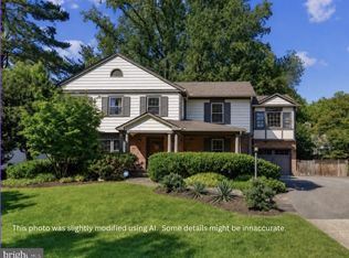 6 Old Stage Ct, Rockville, MD 20852