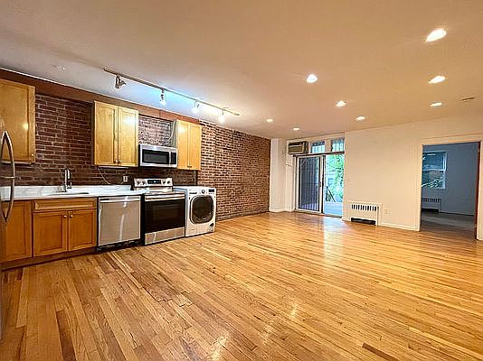 2nd image of 521 W 149th St #1R