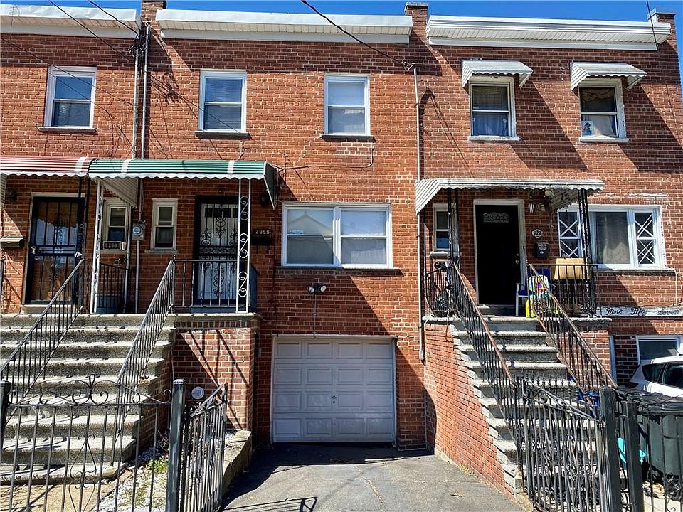 1st image of 2955 Pearsall Avenue