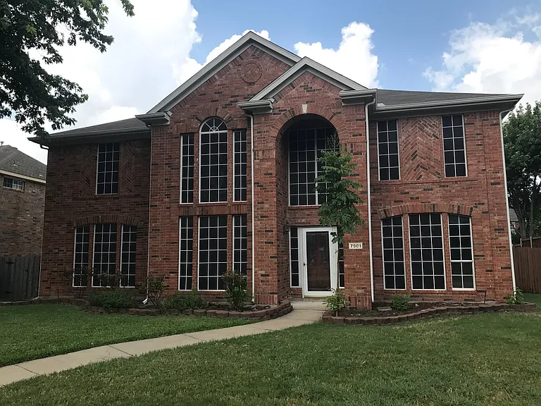 7901 Constitution Dr — Photo 2