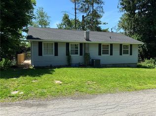 29 Lincoln Dr, Carmel, NY 10512