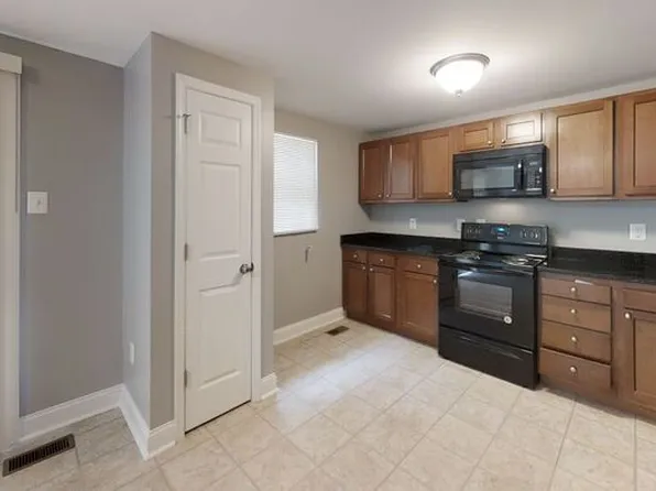 2 Bon Oak Ct, Reisterstown, MD 21136