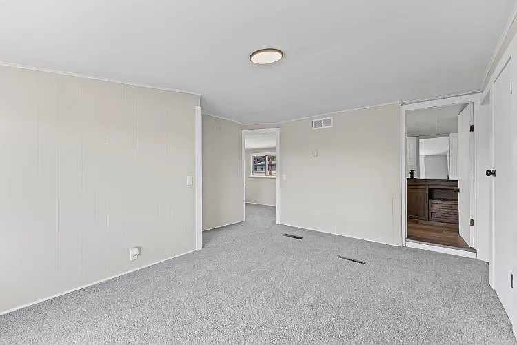 920 Premont Ave #2 — Photo 7