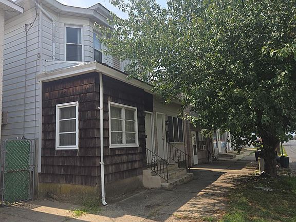 2nd image of 2839 S Broad St
