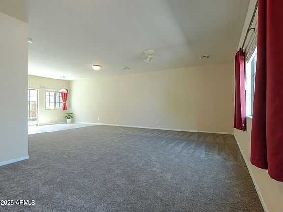 4th image of 2826 E TRACY Lane #3