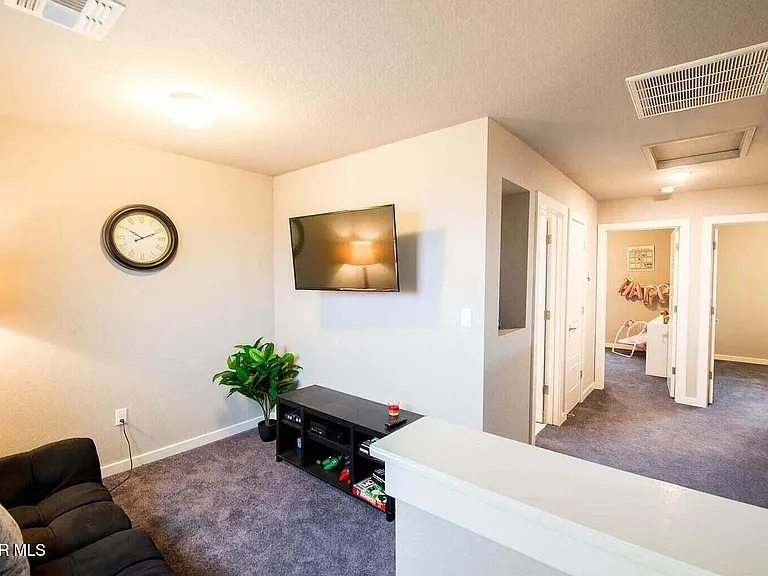 13713 Olney Ave — Photo 9