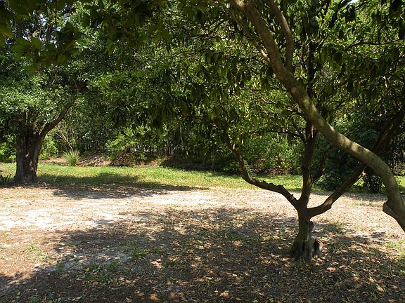 E view from outside Lanai