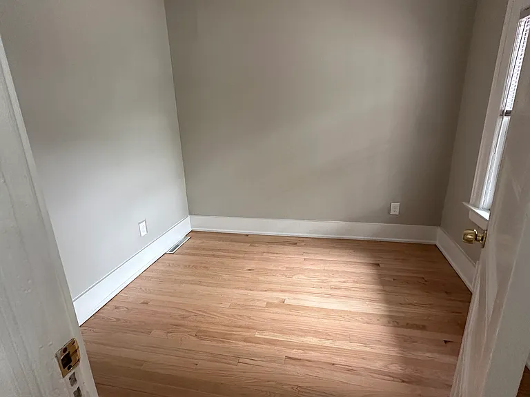 2975 N Bremen St — Photo 12