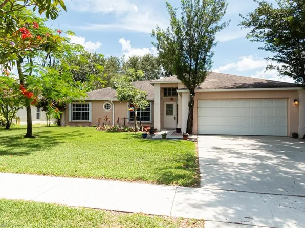 1010 Grove DR, NAPLES, FL 34120