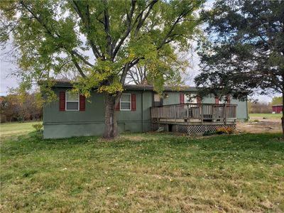 22107 S Peek Rd, Peculiar, MO, 64078