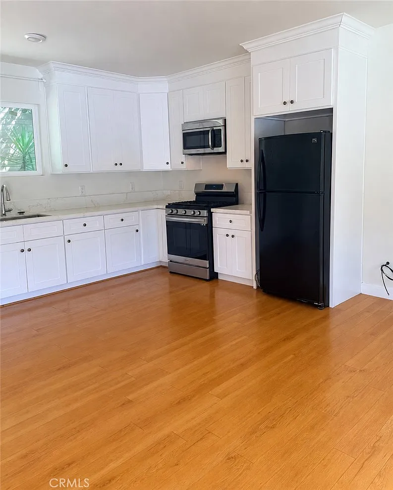 1 bed, 1.5 bath, 800 sqft, $2,750 — Photo 3