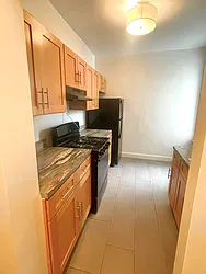 Rented by Chana Ofek, LREB