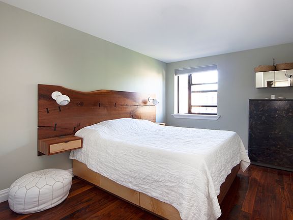 5th image of 420 Franklin Ave #4