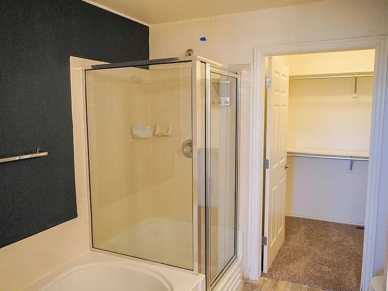 640 S Yarrow St — Photo 12