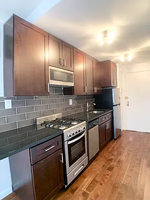 Rented by Premier One Realty LLC | media 14