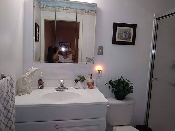 2nd image of 5725 Fernley Dr E APT 61