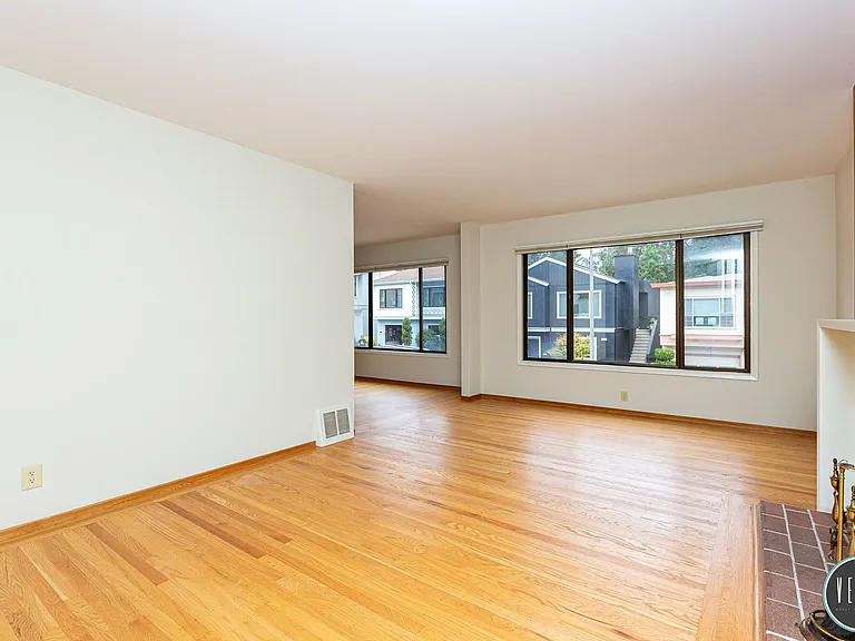 41 Dellbrook Ave — Photo 3