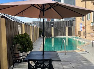 543 S Oxford Ave APT 302, Los Angeles, CA 90020