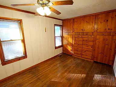 2606 School Ave — Photo 7