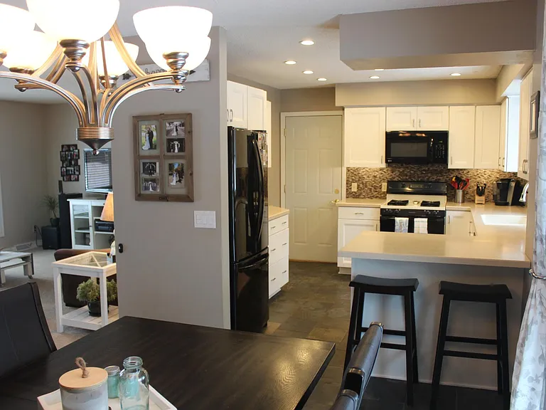 4900 Independence St — Photo 14