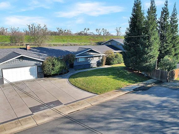 5th image of 7307 N Roberta Way