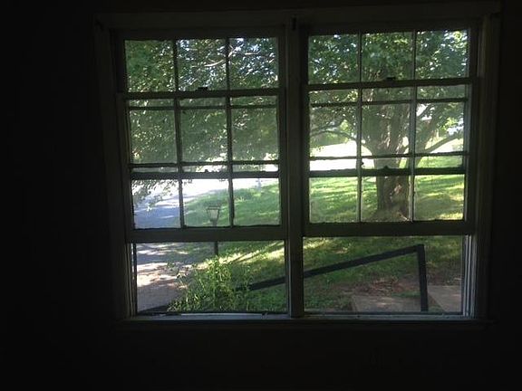 2nd image of 101 Hampden Dr APT 2