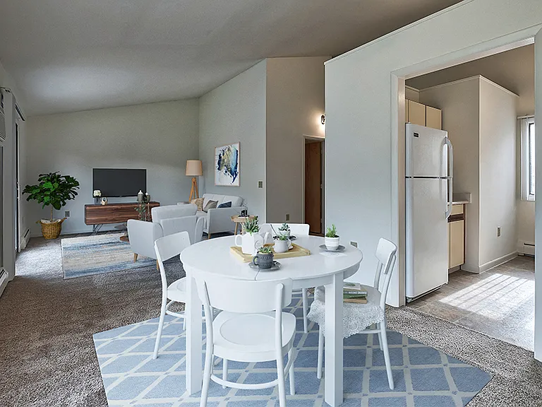 Emerald Springs Apartment Homes — Photo 9