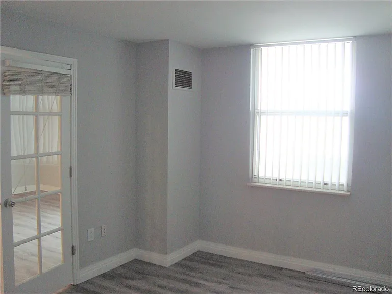 601 W 11th Ave #418 — Photo 6