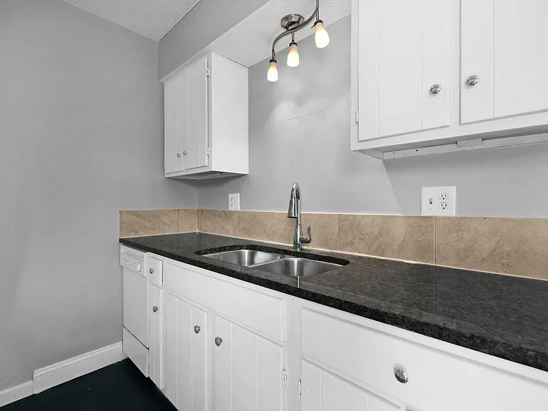 1882 Billingsley Rd #1882 — Photo 12
