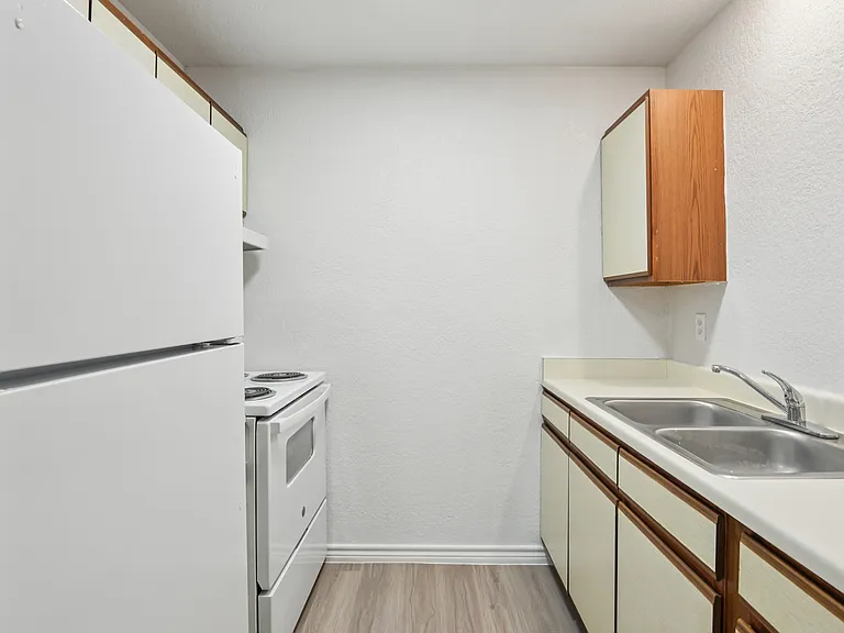 MAGNOLIA BASIC KITCHEN