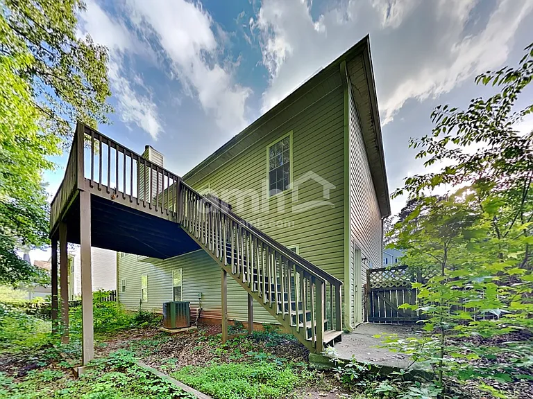 2058 Queensbury Dr — Photo 19