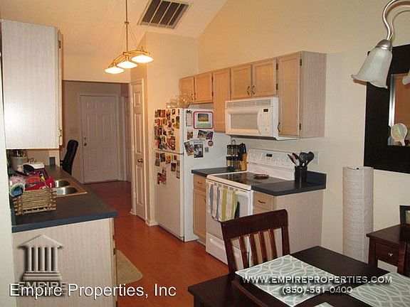 4th image of 8652 Oak Forest Trl