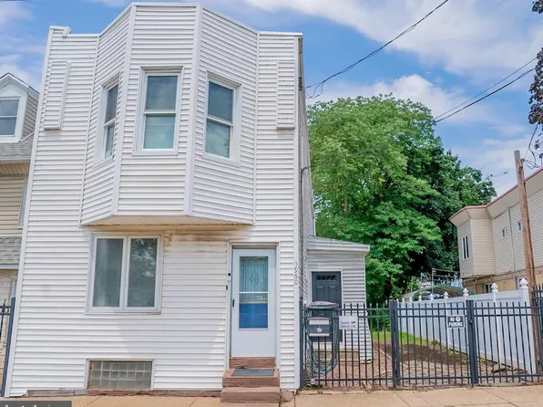 3960 Richmond St, Philadelphia, PA 19137