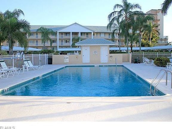 2nd image of 10682 Gulf Shore Dr APT 303