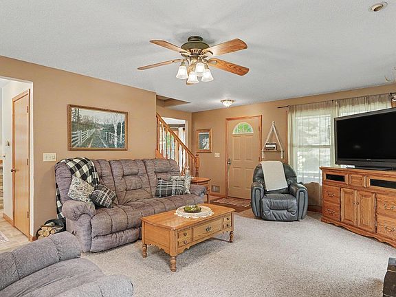 4th image of 4073 Bernthal Rd