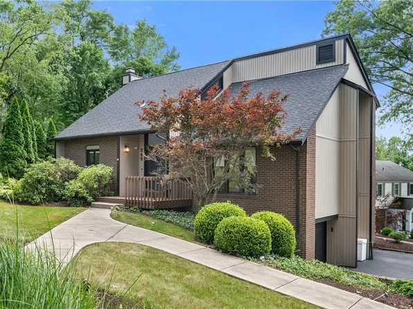 249 Trotwood West Dr, Pittsburgh, PA 15241