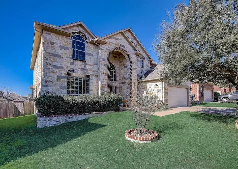 3604 Rams Horn Way