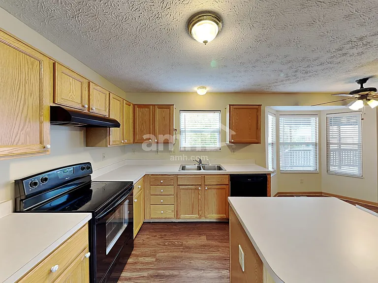 1449 Tall Pine Ct — Photo 3