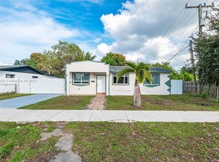 371 Bahman Ave, Opa Locka, FL 33054