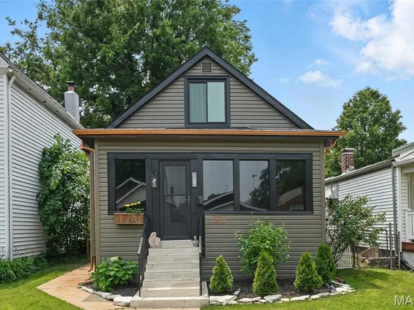 3914 Bates St, Saint Louis, MO 63116