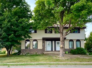 N89W15980 Main St, Menomonee Falls, WI 53051