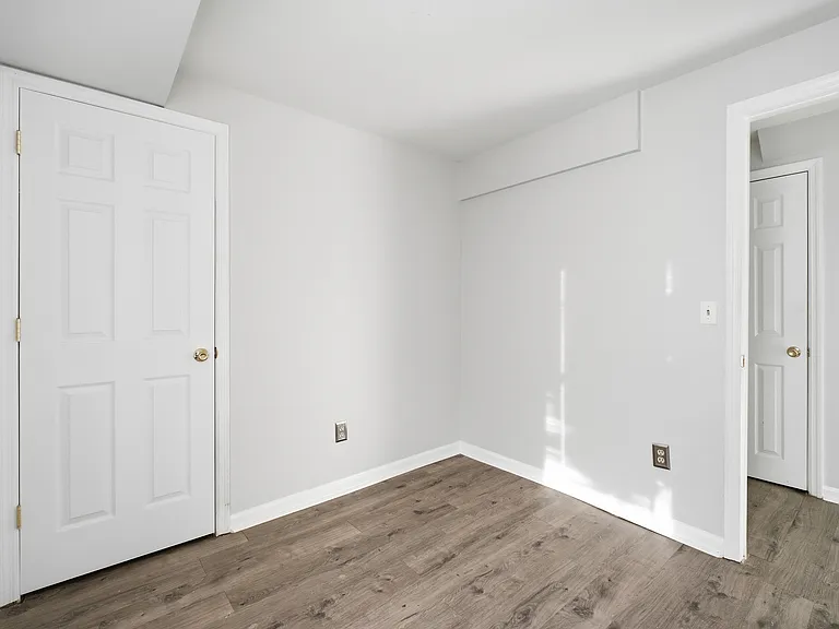 78 Belmont Ave #B — Photo 11