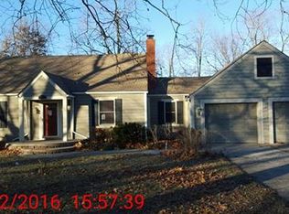 8 NE 83rd Ter, Kansas City, MO 64118